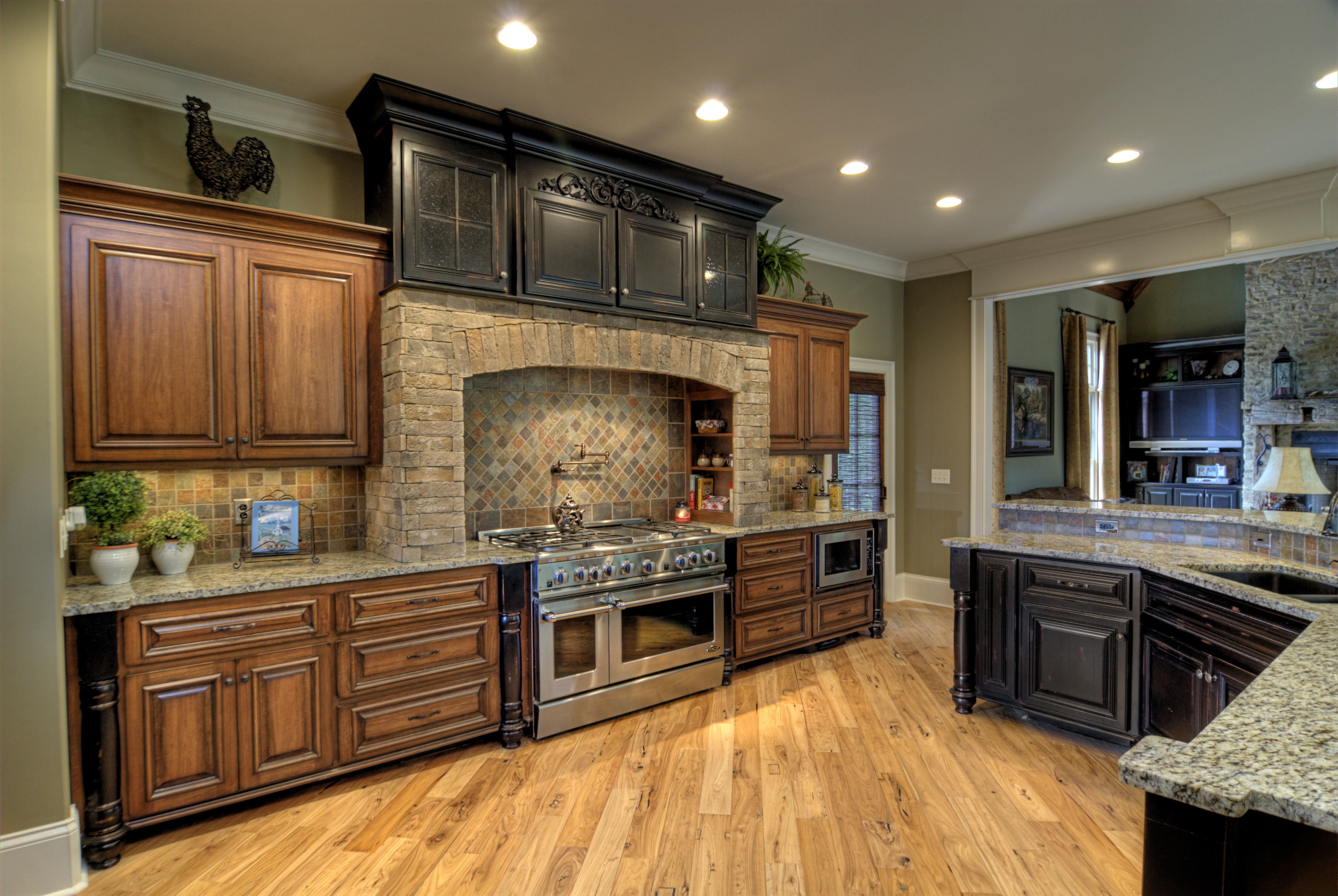 Poplar Wood Kitchen Cabinets